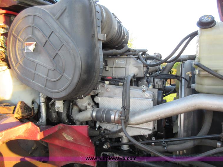 image for item L2765 2012 International Paystar 5900i semi truck