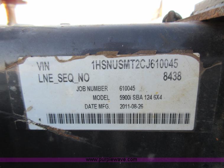 image for item L2765 2012 International Paystar 5900i semi truck