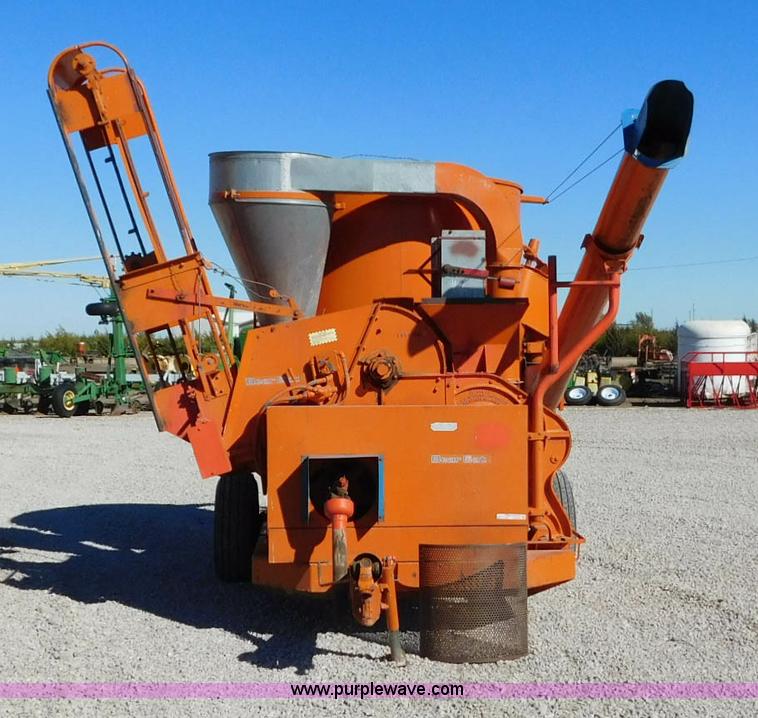 image for item AW9445 Bear Cat 1260 grinder mixer