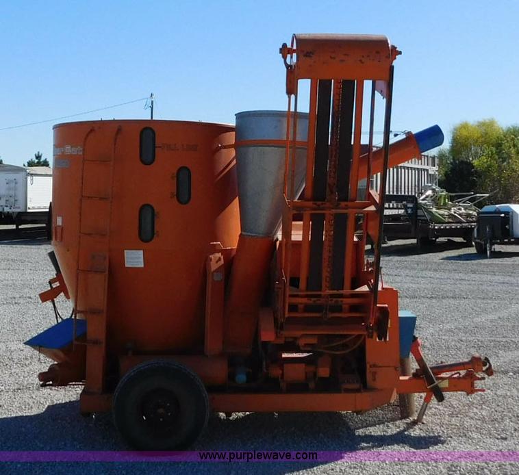 image for item AW9445 Bear Cat 1260 grinder mixer