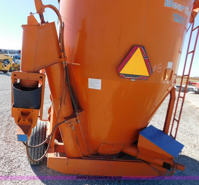 image for item AW9445 Bear Cat 1260 grinder mixer