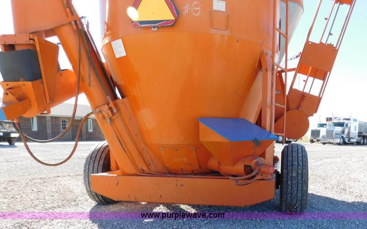 image for item AW9445 Bear Cat 1260 grinder mixer