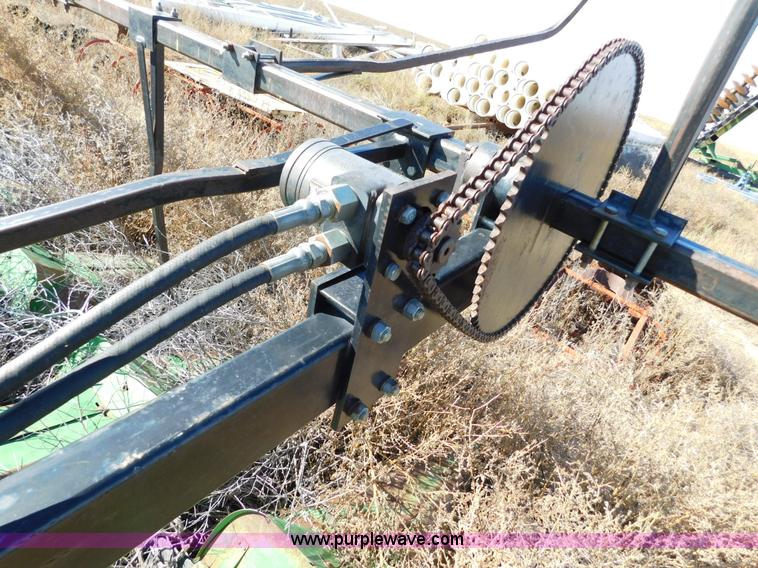 image for item AW9451 1990 John Deere 843 corn head