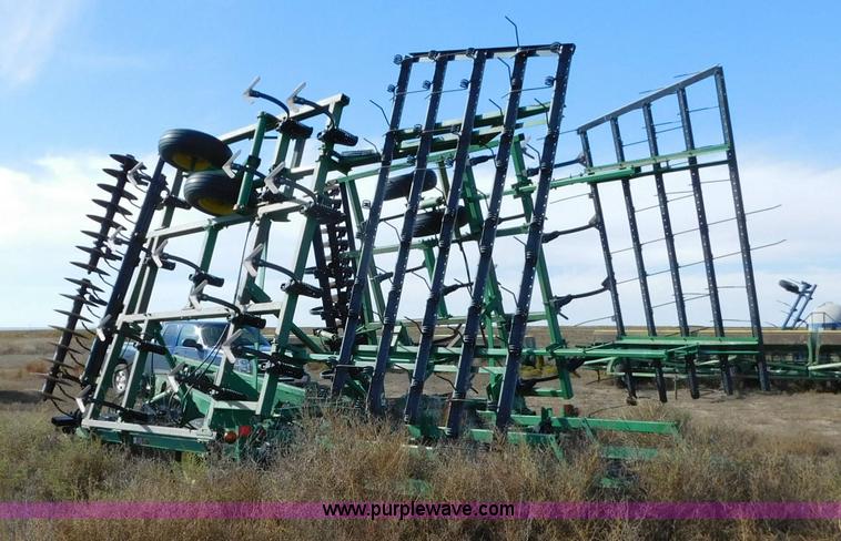 image for item AW9452 John Deere 726 mulch finisher