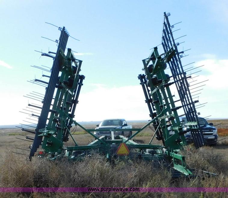 image for item AW9452 John Deere 726 mulch finisher