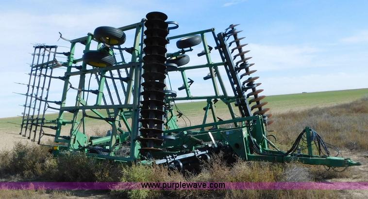 image for item AW9452 John Deere 726 mulch finisher