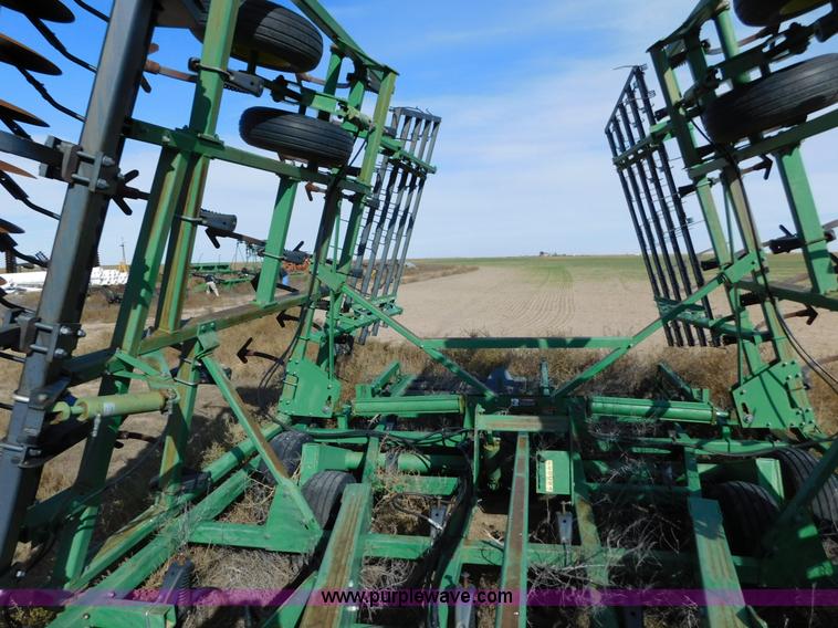 image for item AW9452 John Deere 726 mulch finisher