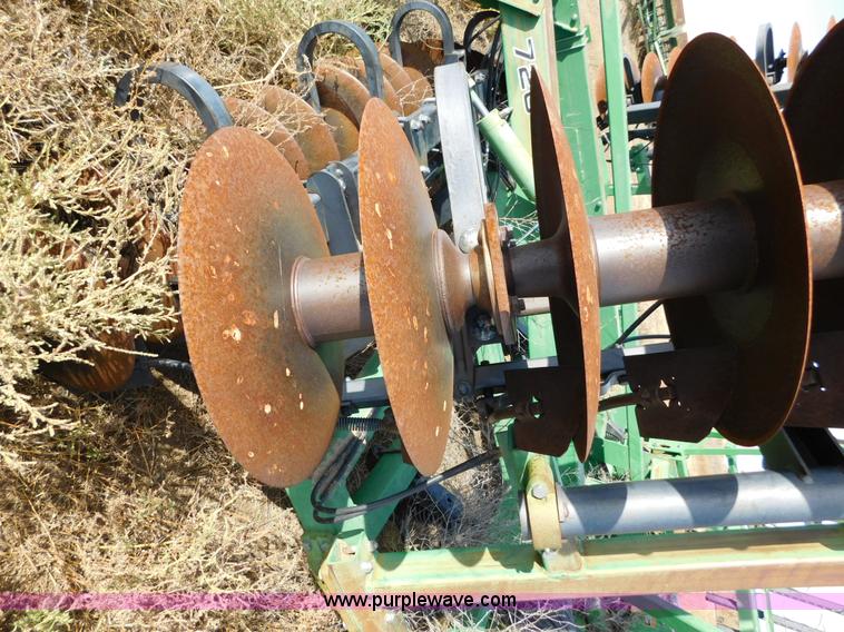 image for item AW9452 John Deere 726 mulch finisher