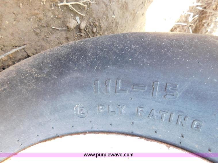 image for item AW9452 John Deere 726 mulch finisher