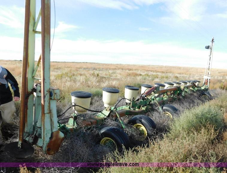 image for item AW9456 John Deere 60 planter