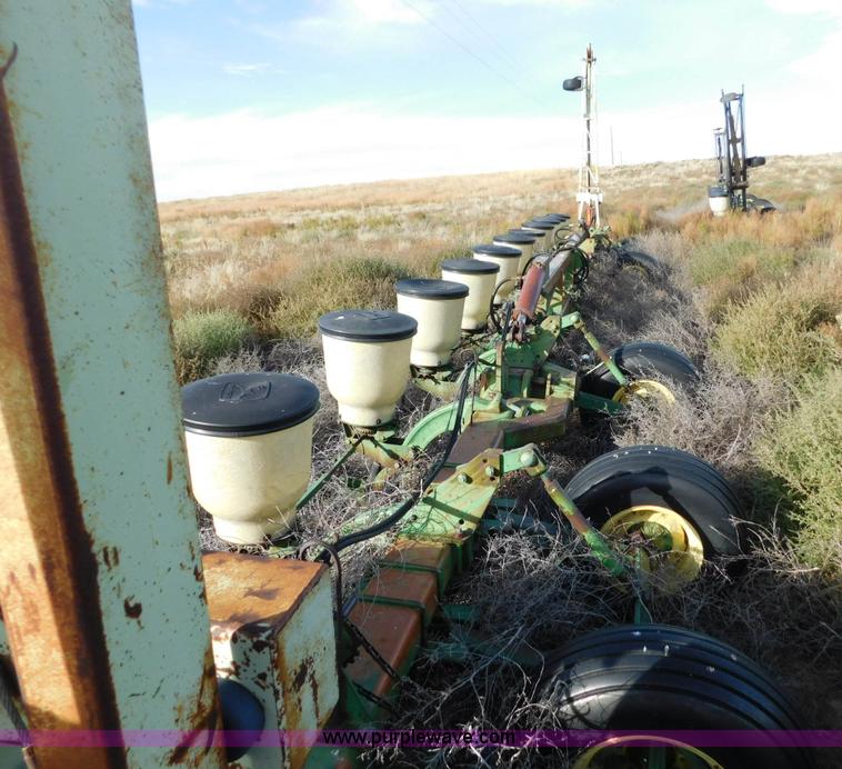 image for item AW9456 John Deere 60 planter