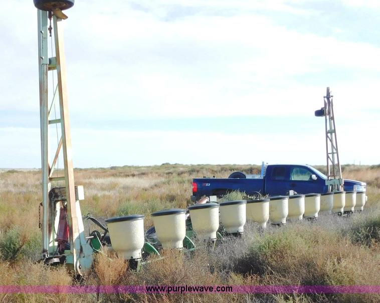 image for item AW9456 John Deere 60 planter