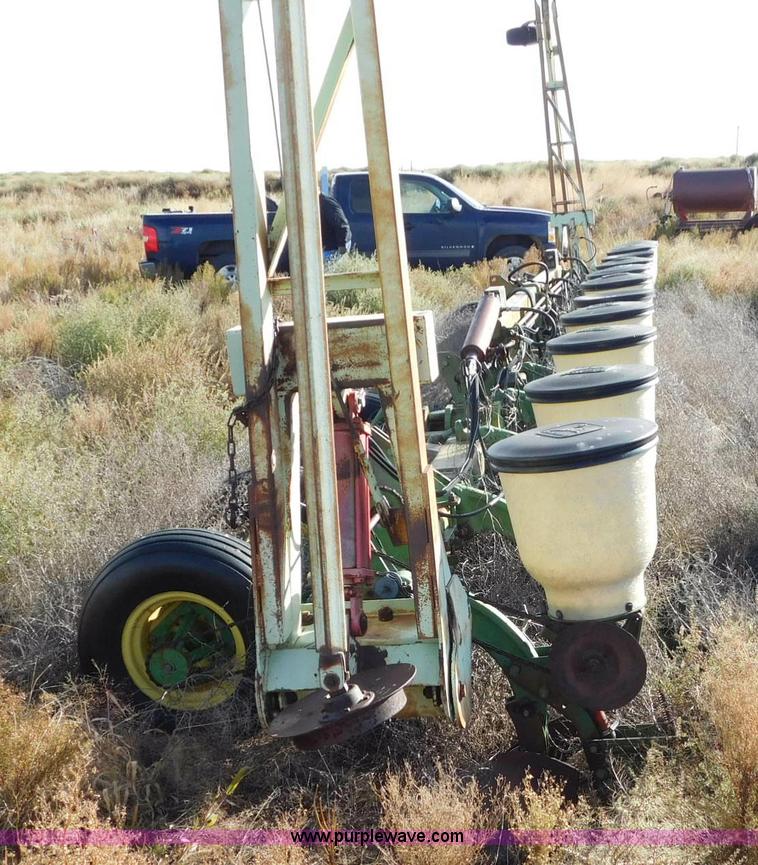 image for item AW9456 John Deere 60 planter