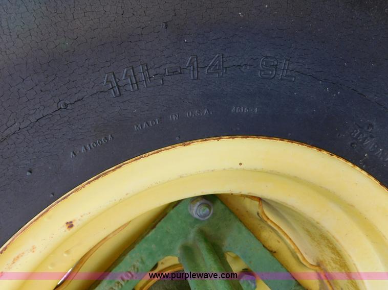 image for item AW9456 John Deere 60 planter