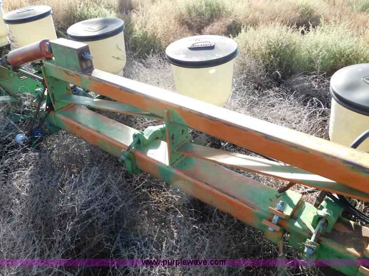 image for item AW9456 John Deere 60 planter
