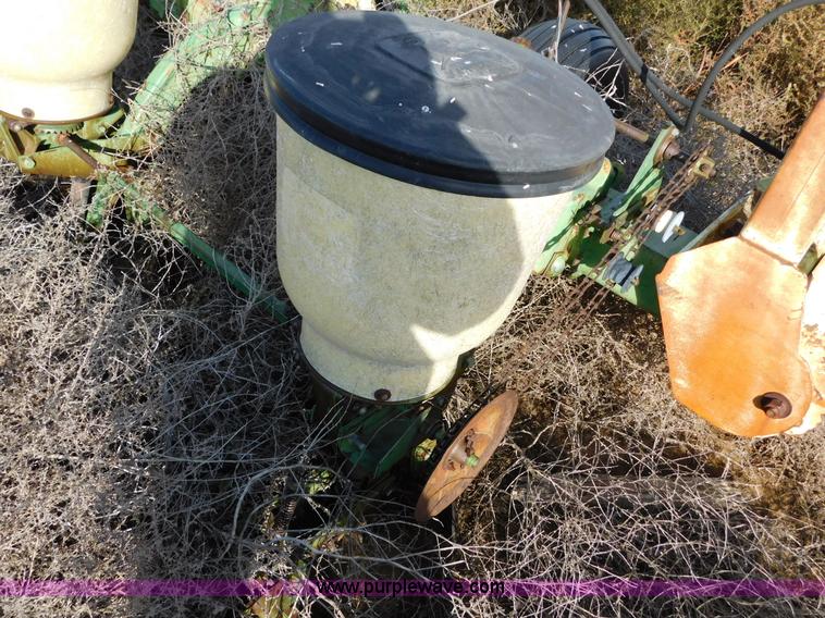 image for item AW9456 John Deere 60 planter