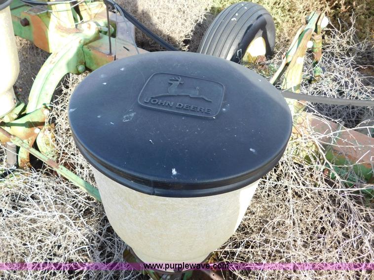 image for item AW9456 John Deere 60 planter