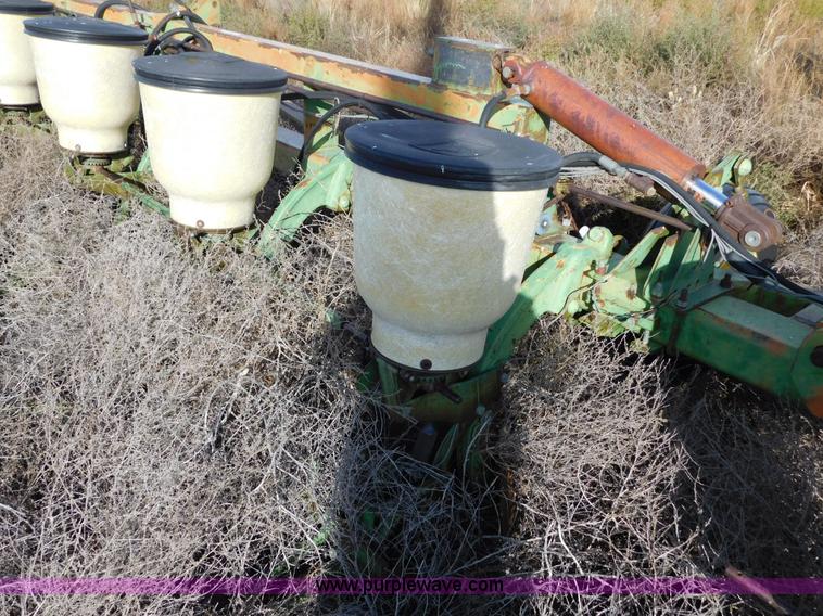 image for item AW9456 John Deere 60 planter