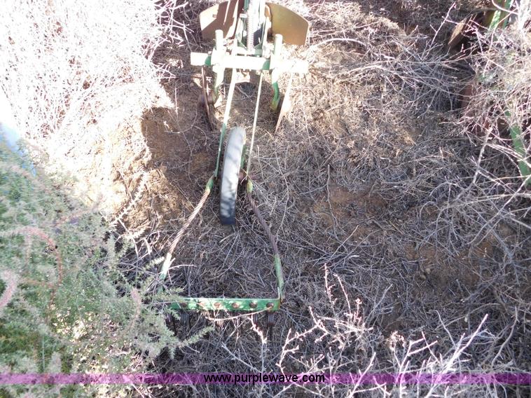 image for item AW9456 John Deere 60 planter