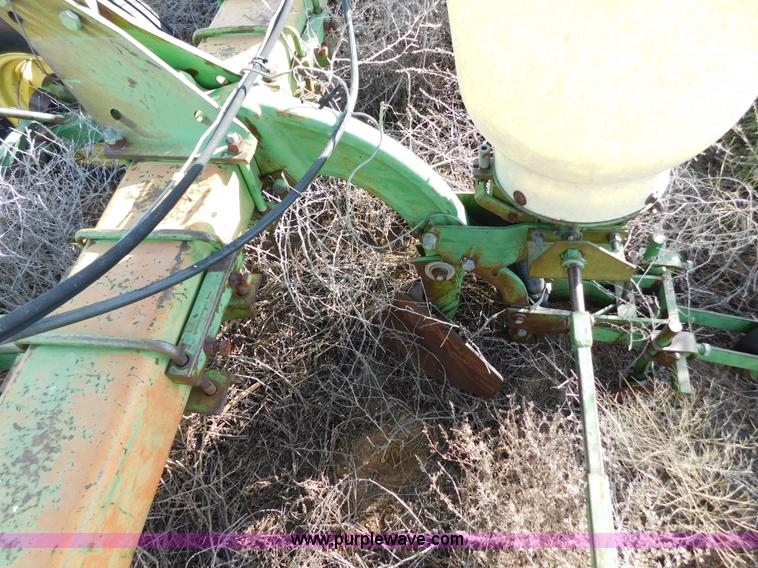 image for item AW9456 John Deere 60 planter
