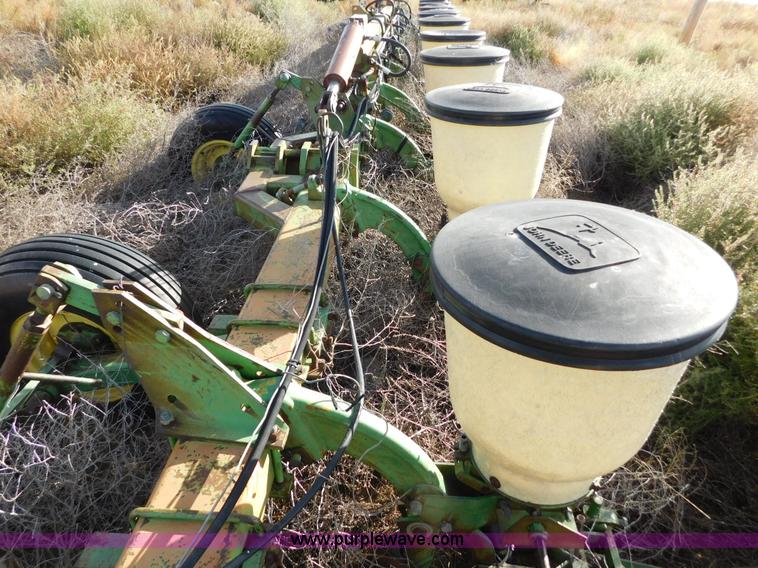 image for item AW9456 John Deere 60 planter