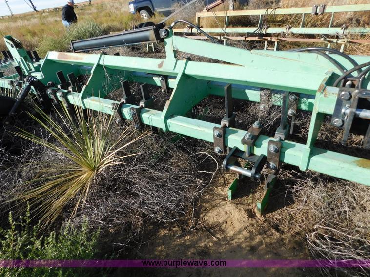 image for item AW9457 1985 Bigham Brothers toolbar with knife sled