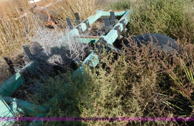 image for item AW9457 1985 Bigham Brothers toolbar with knife sled