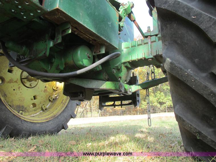 image for item AW9641 John Deere 3020 tractor
