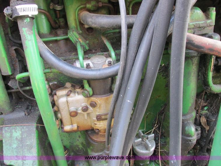 image for item AW9641 John Deere 3020 tractor