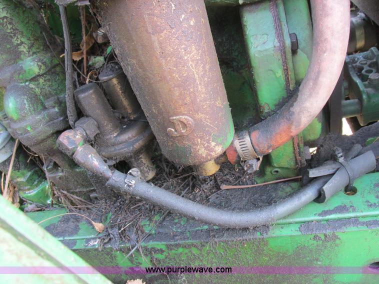 image for item AW9641 John Deere 3020 tractor