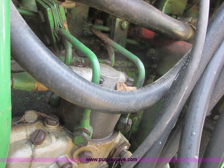 image for item AW9641 John Deere 3020 tractor