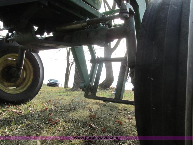 image for item AW9641 John Deere 3020 tractor