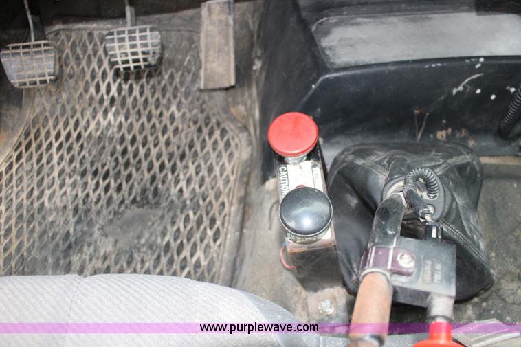 image for item BC9168 1993 GMC TopKick dust collector truck