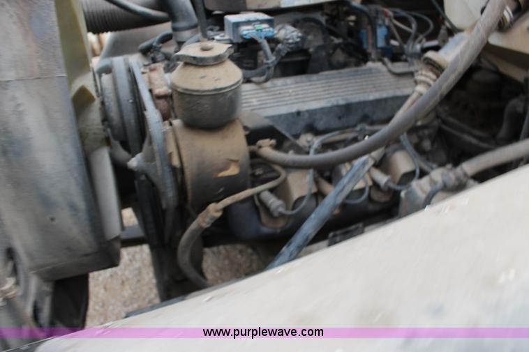 image for item BC9168 1993 GMC TopKick dust collector truck