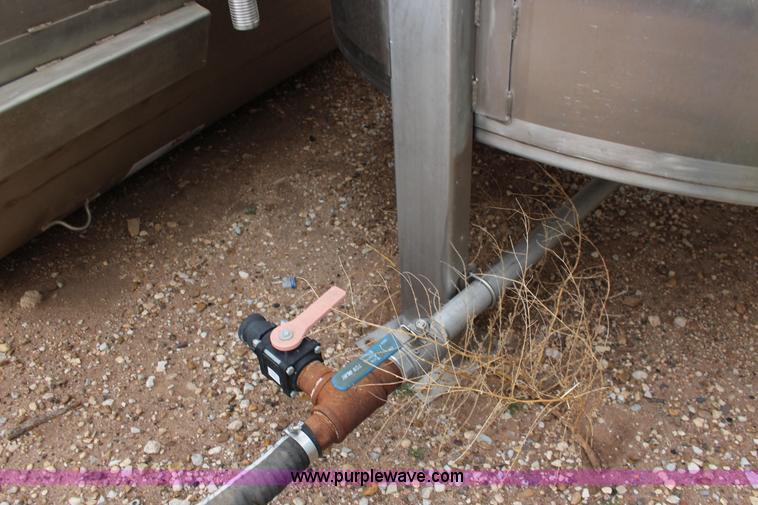 1,200 gallon stainless steel tank in Conway Springs, KS Item BC9171