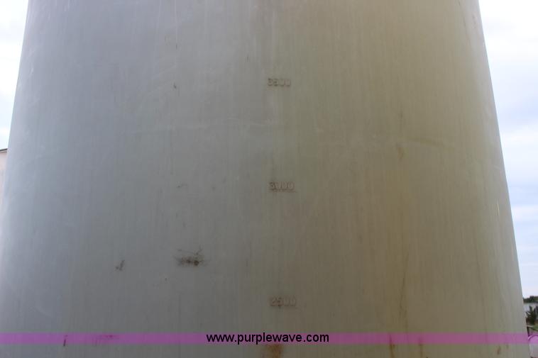 image for item BC9173 4,500 gallon poly tank