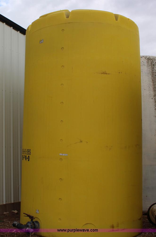 image for item BC9174 6,000 gallon poly tank