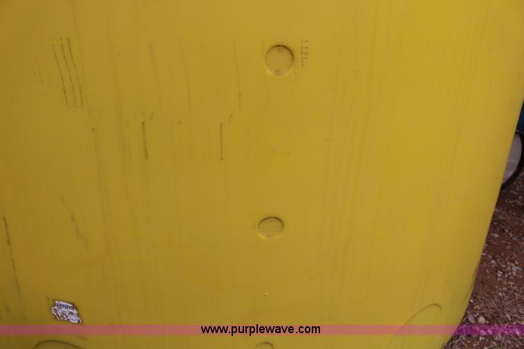 image for item BC9174 6,000 gallon poly tank