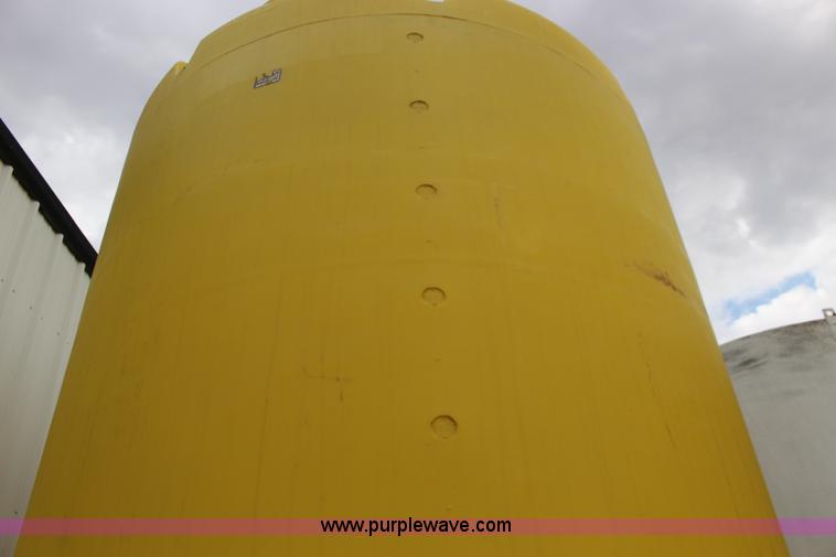 image for item BC9174 6,000 gallon poly tank