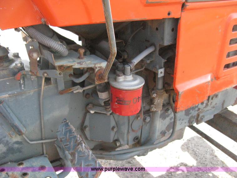 image for item H5321 1989 Kubota 2050 tractor