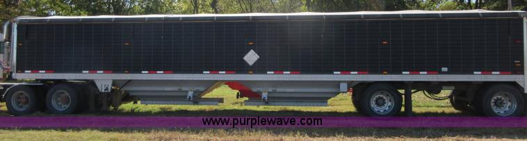 image for item I1905 2005 Timpte Super Hopper 55H double hopper grain trailer