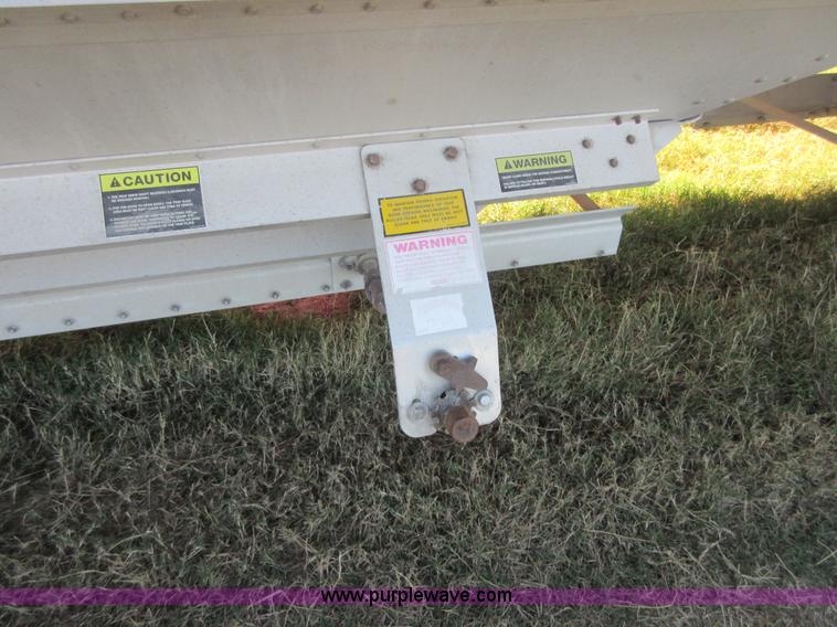 image for item I1905 2005 Timpte Super Hopper 55H double hopper grain trailer