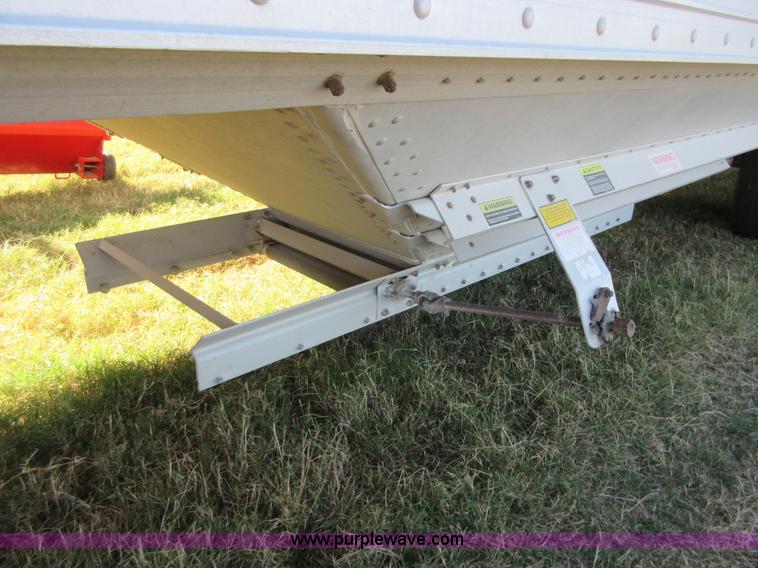 image for item I1905 2005 Timpte Super Hopper 55H double hopper grain trailer