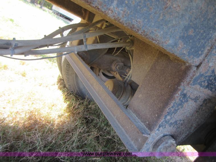 image for item I1905 2005 Timpte Super Hopper 55H double hopper grain trailer