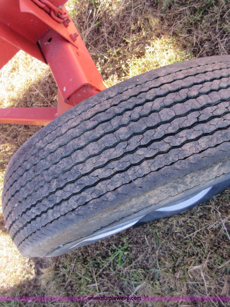 image for item I1916 Gravity wagon