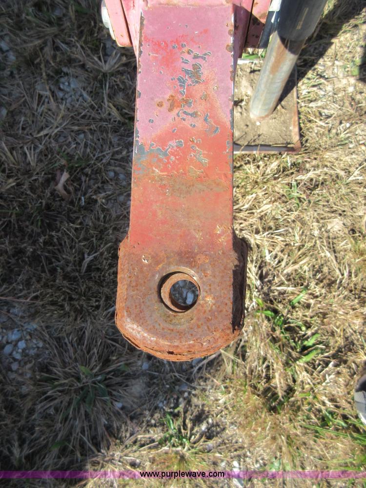 image for item I1917 New Holland HT154 hay rake