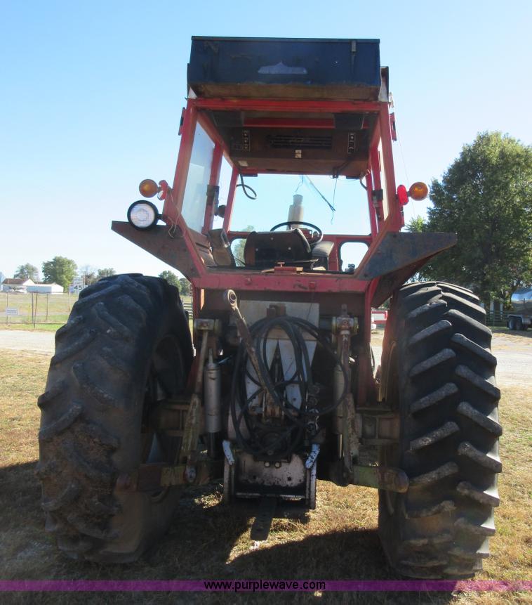 image for item I1918 1974 Massey-Ferguson 1105 tractor