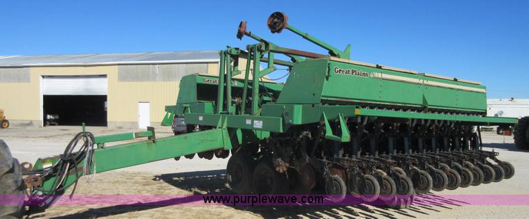 image for item I1921 Great Plains Solid Stand 3010NT grain drill