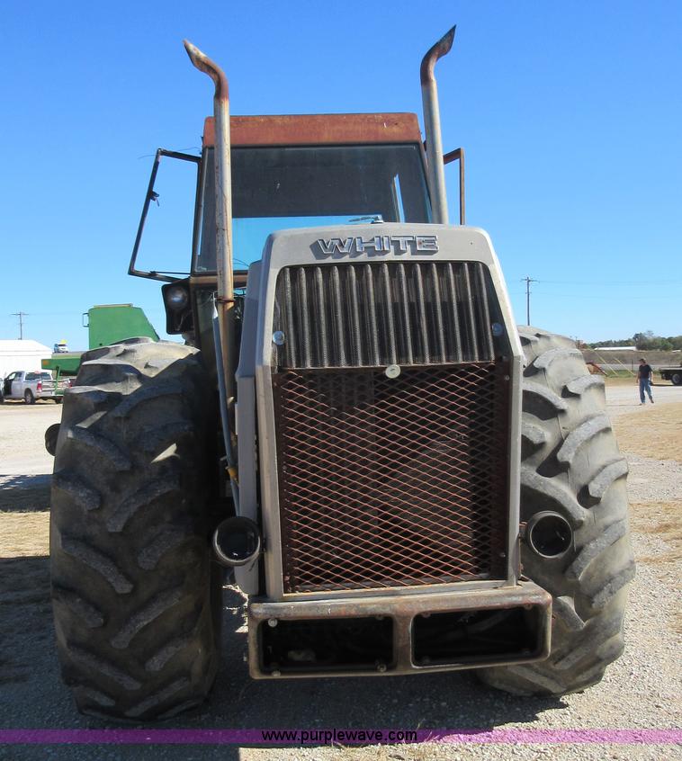 image for item I1922 White 4-150 4WD tractor