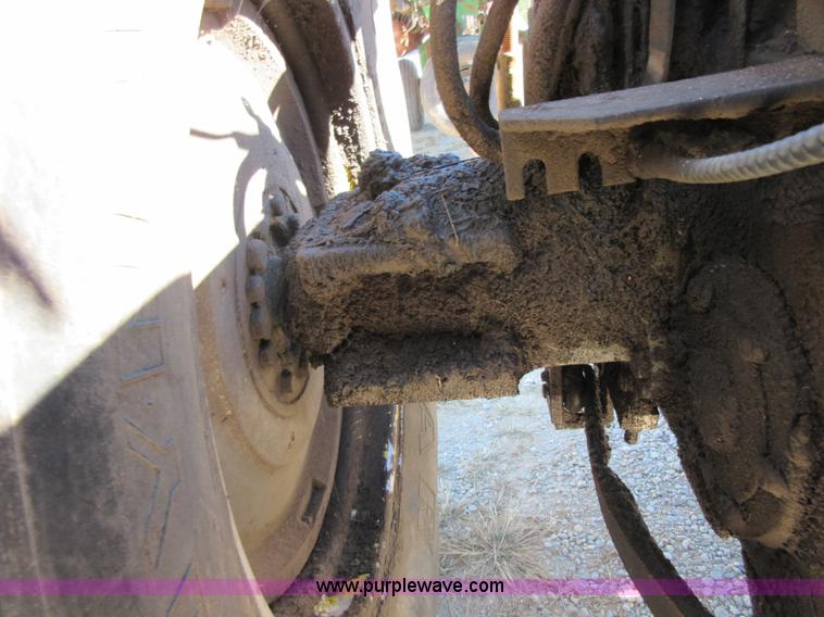 image for item I1922 White 4-150 4WD tractor